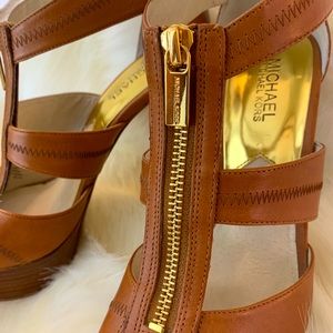 Michael Kors “Berkely” leather heels size 9